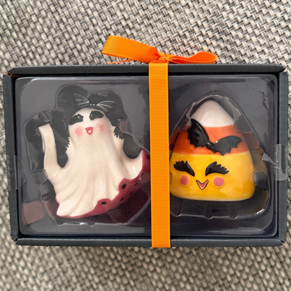 BLUE SKY NIB Ghost & Candy Corn Halloween Ceramic Salt & Pepper Shakers Spooky B